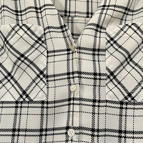 Express Plaid Gathered V-neck Blouse - Picture 3 of 6